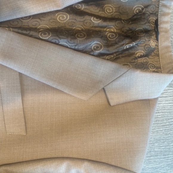 Men's suit - tan - custom made - 39R - $70 - Picture 8 of 8